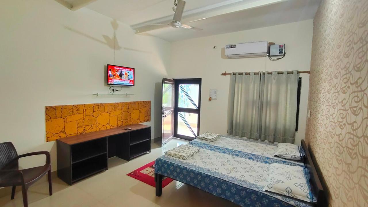 Iora Guest House Bharatpur Exteriér fotografie